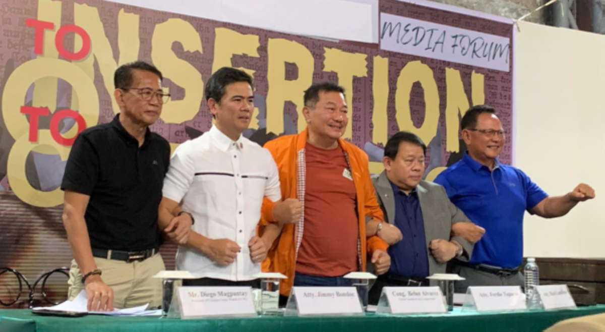 Kasong isasampa kina HS Romualdez<b>&mdash;laban sa 'korapsyon' at hindi pamumulitika</b>