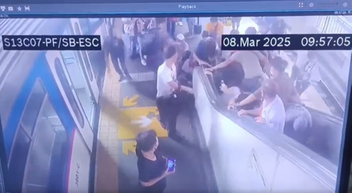 Escalator sa MRT-3 Taft Ave. station nagkaaberya; nasa 10 katao, nasaktan!