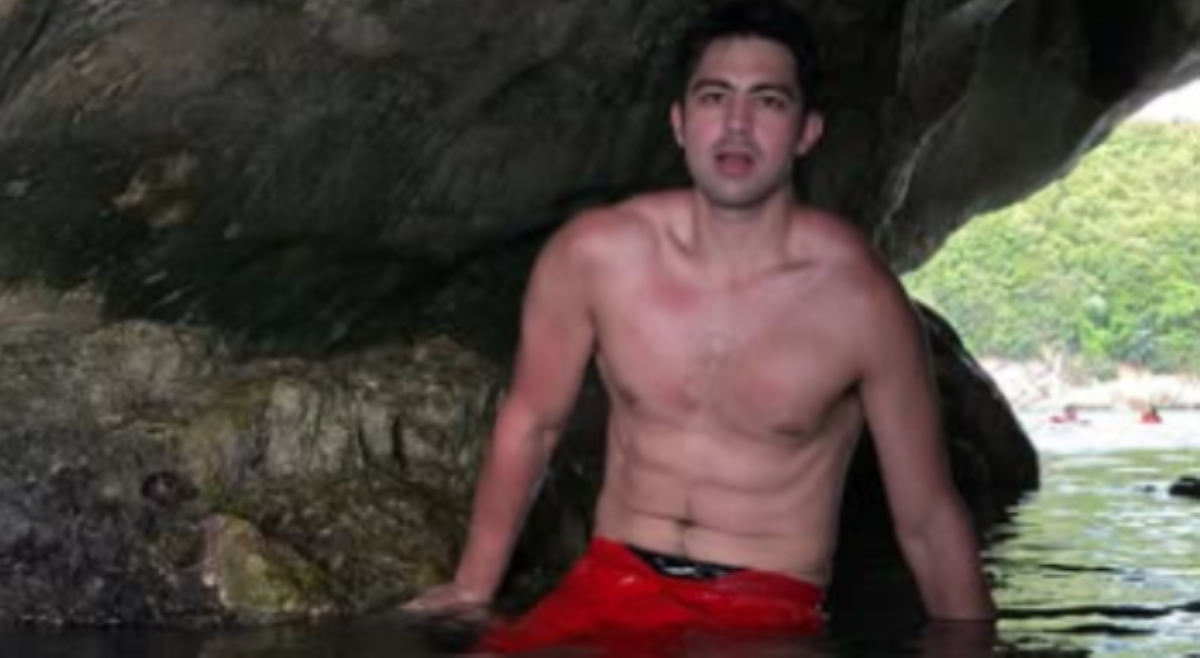 Derrick Monasterio, 'di keri magpakita ng 'talong'