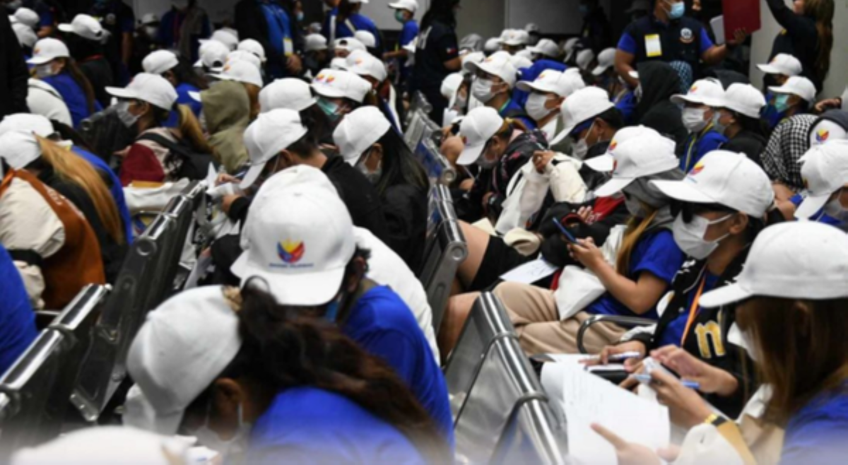 176 na Pinoy na biktima ng human trafficking sa Myanmar, nakauwi na ng 'Pinas