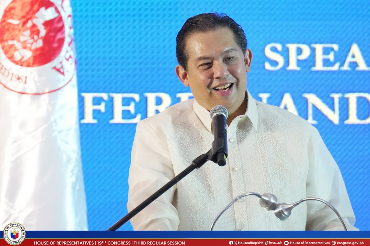 'Para mag-viral?' Romualdez, sinabing gawa-gawa lang umano ang mga krimeng kumakalat online