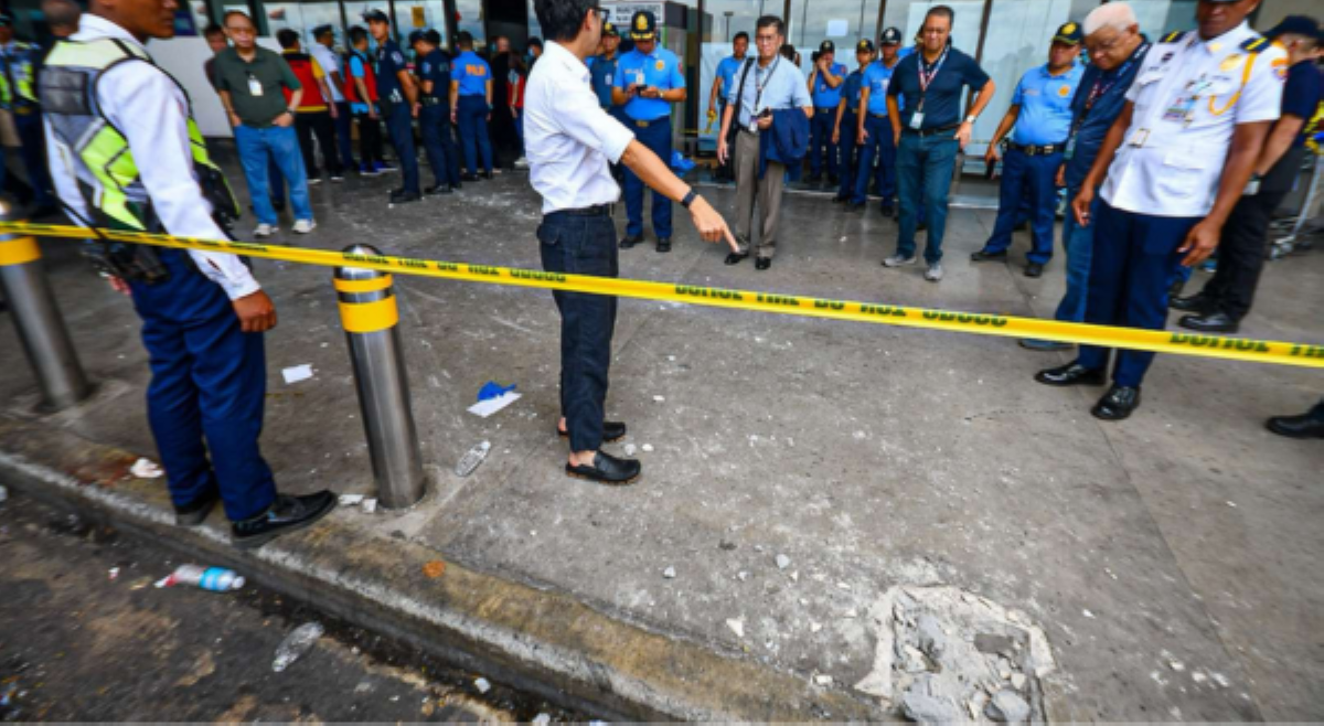 Bollard sa NAIA, pinutakti ng netizen: 'Corruption kills!'