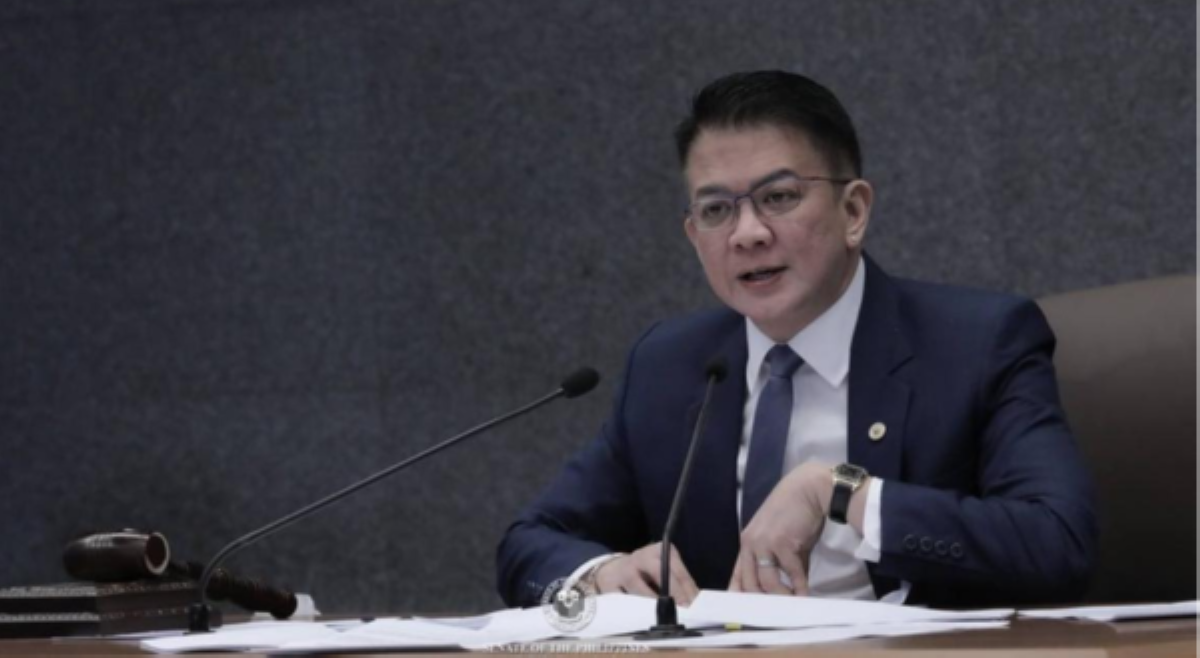 SP Chiz, kinondena US gov't sa balak na ipa-deport mga Pinoy sa Libya: 'Filipinos are not camels!'