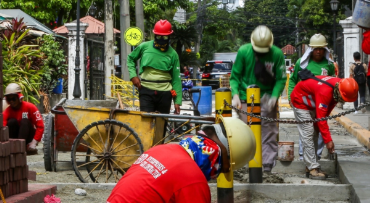 Dalawang senador, ekis sa ₱200 na dagdag sa minimum wage?
