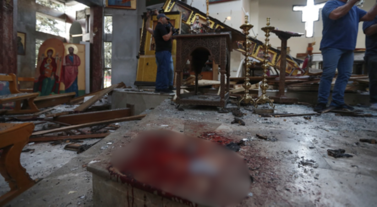 Suicide bomber, namaril at nagpasabog sa simbahan sa Damascus; 20 patay!