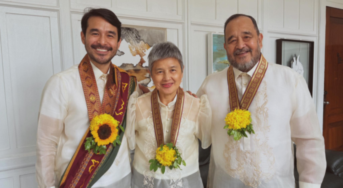 &lsquo;Binigyan ng closure!' Atom Araullo, '20 years delayed' sa pagsusuot ng 'sablay'