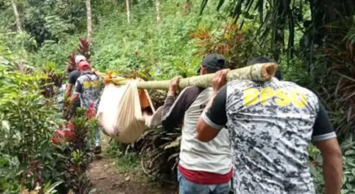 Lalaking binulungan daw ng masamang espiritu, tinaga sariling ama; biktima, patay!