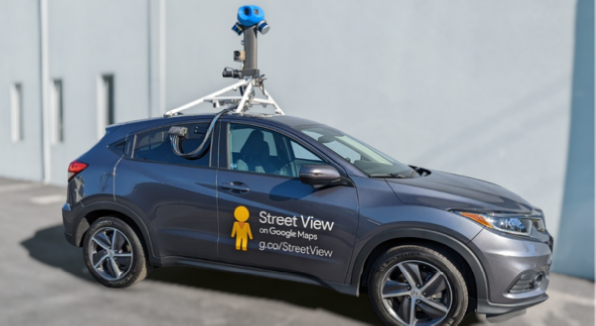 Google, pinagmulta matapos makuhanan ng street view camera lalaking nakahubad sa bakuran