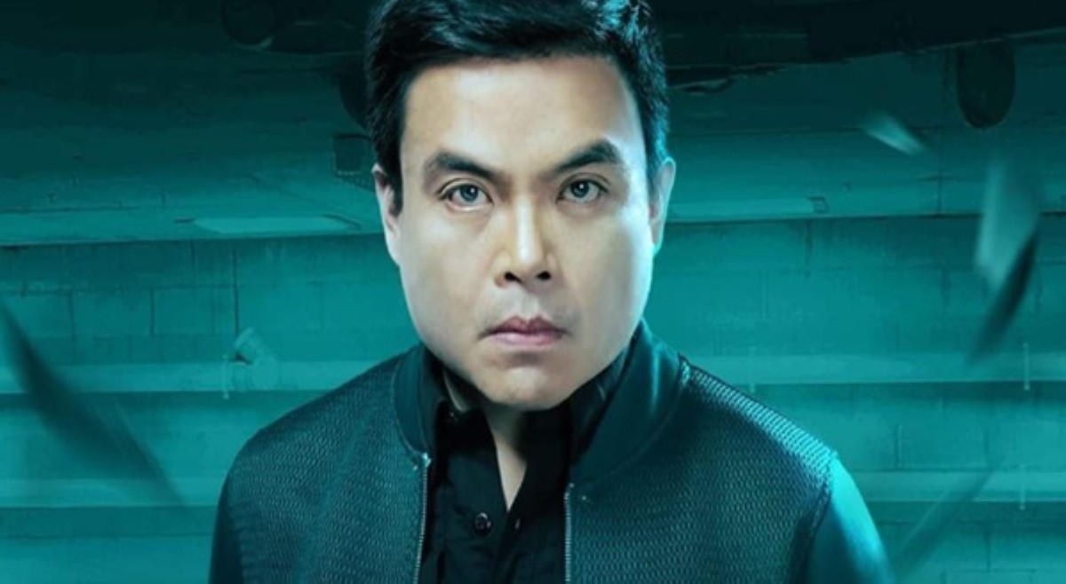 'Spotted sa SG party-list rep na umano'y utak ng insertion, lilipad pa-Europa now, naka-business class!'&mdash;Emil Sumangil