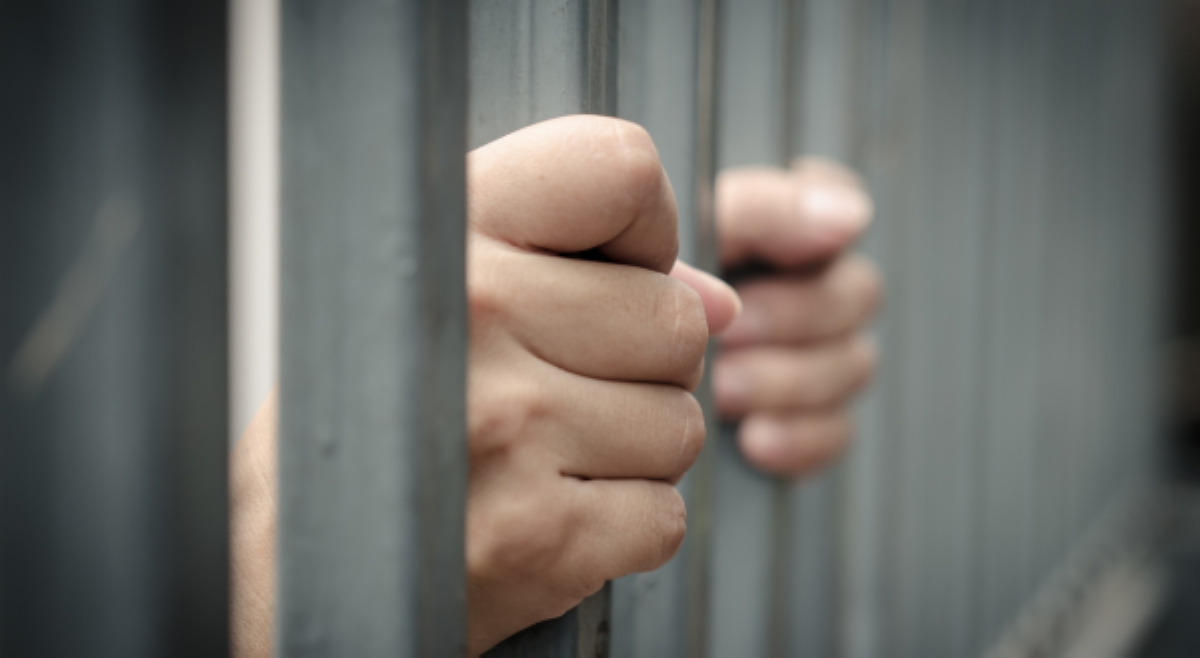 Lalaki, arestado matapos molestiyahin paslit na nagmasahe sa kaniya