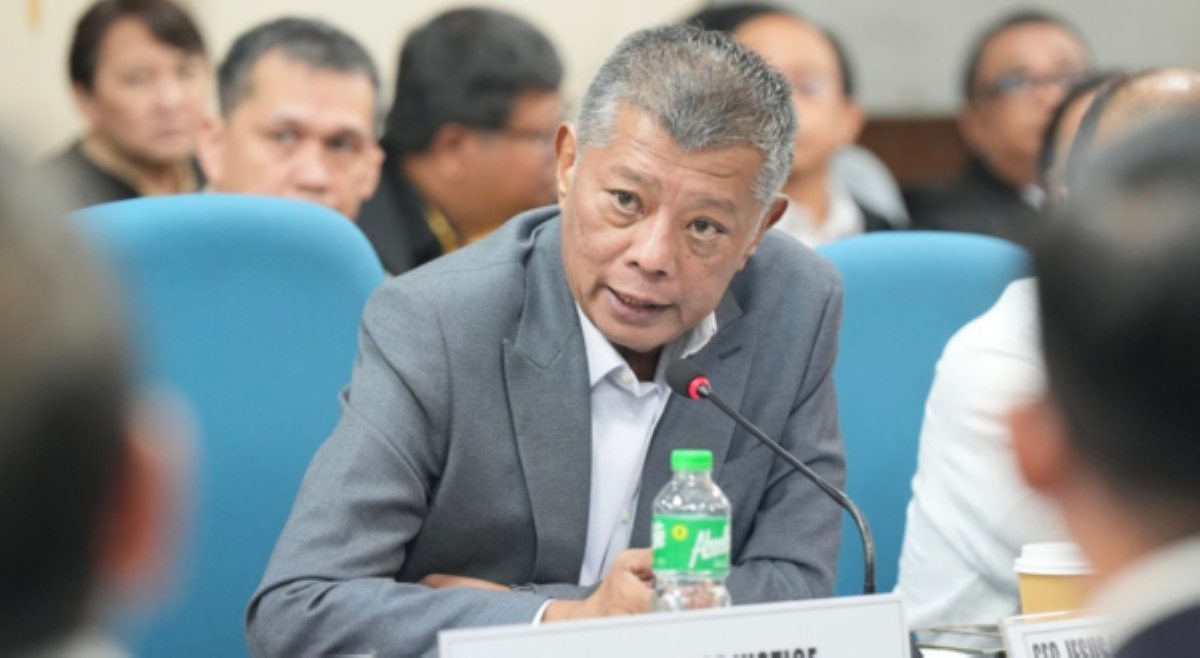 'Wala tayong sisinuhin!' Remulla, nilinaw na itututok serbisyo para sa bansa, hindi sa kampo ng politika