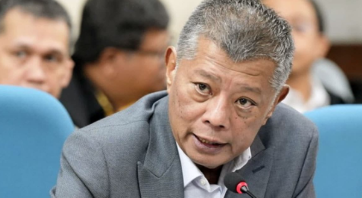 <b>'Sigurado 'yan!' Ombudsman Remulla, kumbinsidong may mapapanagot sa maanomalyang flood control projects</b>