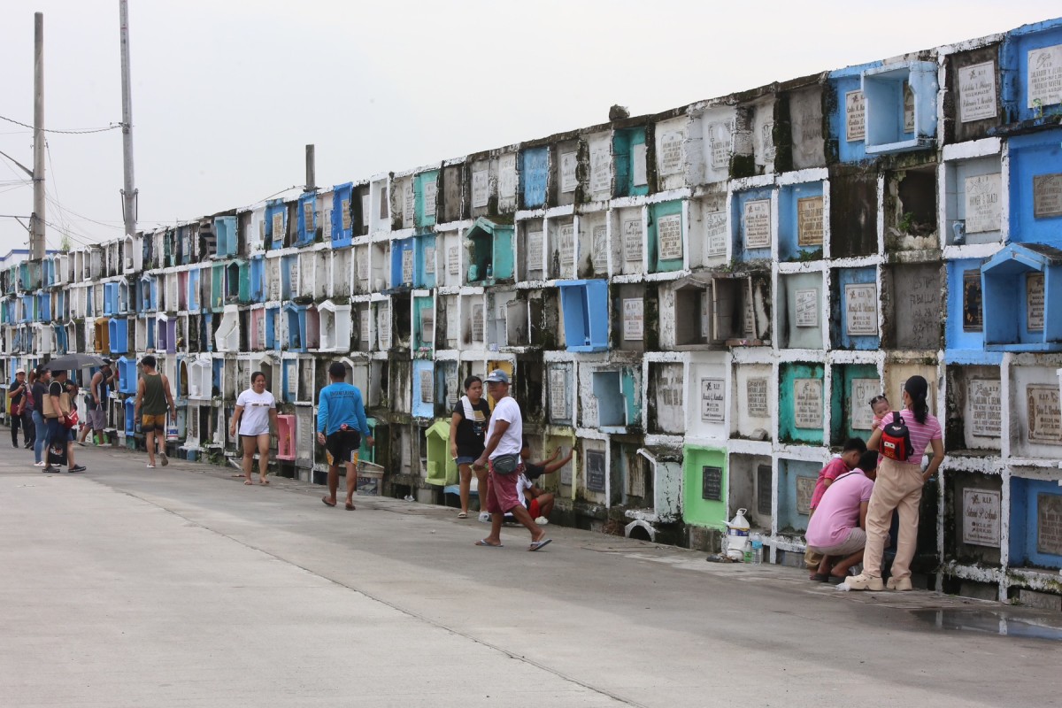 Publiko, pinag-iingat laban sa mandurukot, magnanakaw ngayong Undas