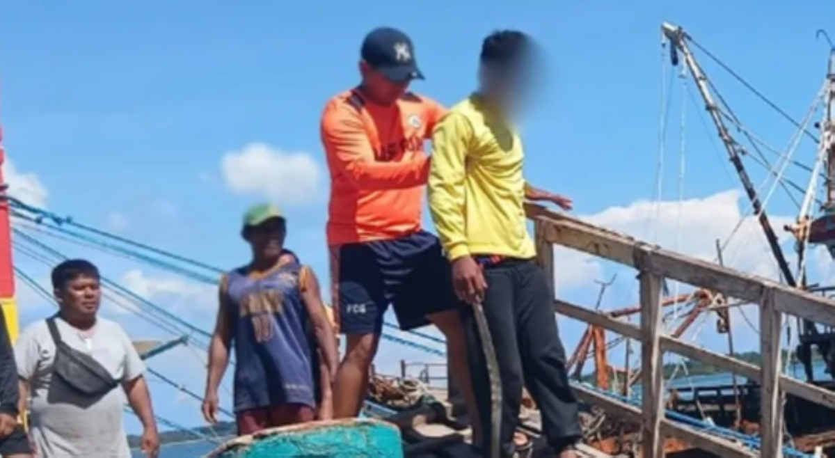 Lalaking tinangay ng baha, natagpuang buhay at palutang-lutang sa dagat sa loob ng 3 araw!
