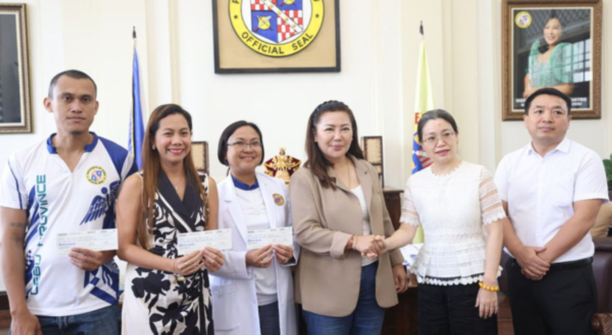 Chinese Consulate, nag-donate ng ₱10.5M sa Cebu hospitals para sa mga biktima ng lindol