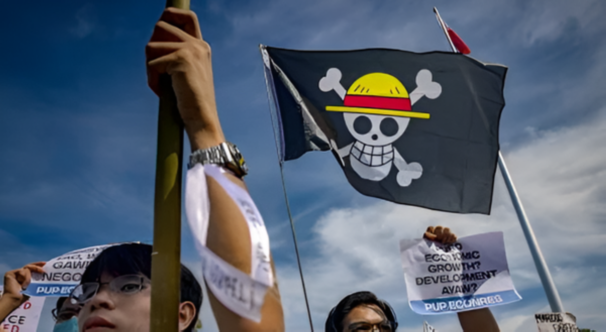 #BalitaExclusives: Bakit 'Straw Hat Pirates flag' ang bitbit ng ilang kabataan sa anti-protest rally?