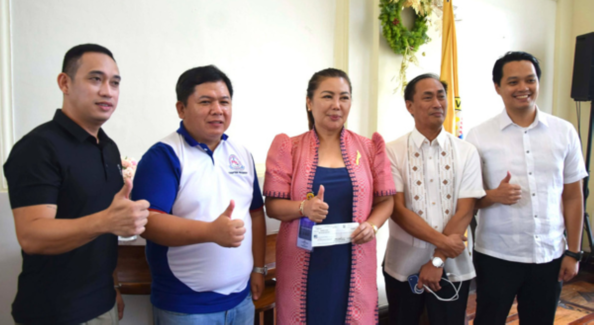 'Daghang salamat!' Davao Oriental, nag-donate ng ₱1M aid para sa Cebu