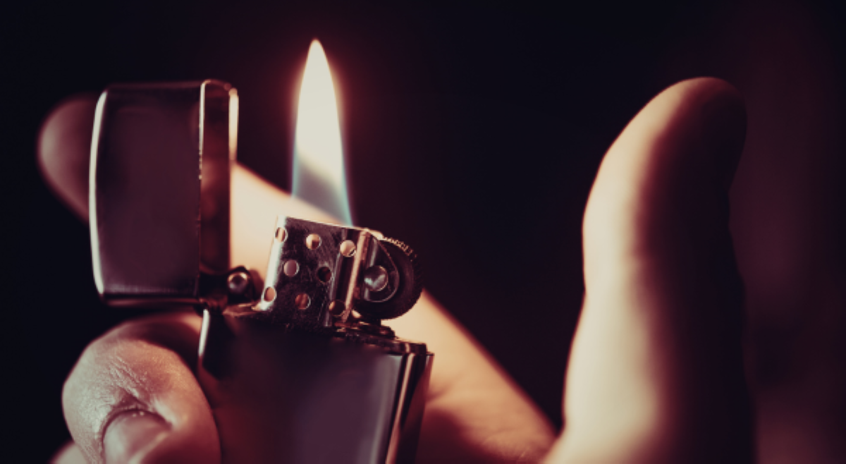Lighter na nilunok ng isang lalaki, gumagana pa rin matapos matanggal makalipas ang 30 taon