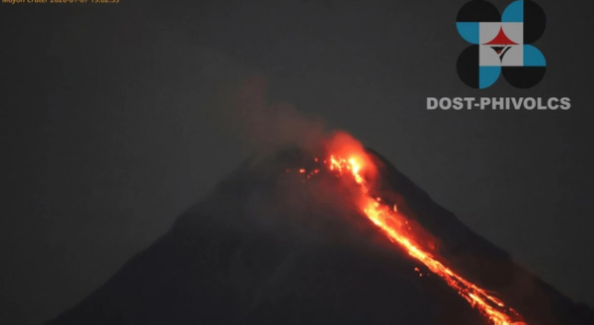 Karagdagang &lsquo;seismic activity,&rsquo; namataan sa Bulkang Mayon ngayong Enero 11