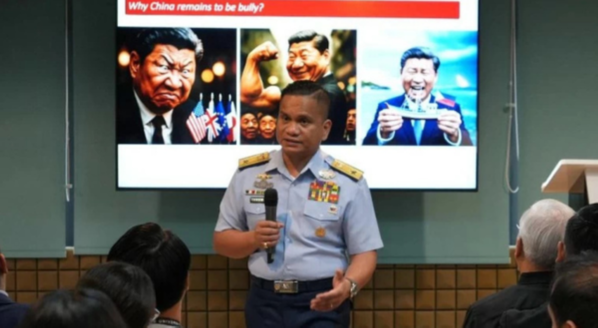 Chinese embassy officials, dapat mapraktis 'good diplomacy' bilang bisita ng &lsquo;Pinas&mdash;PCG Spox Tarriela
