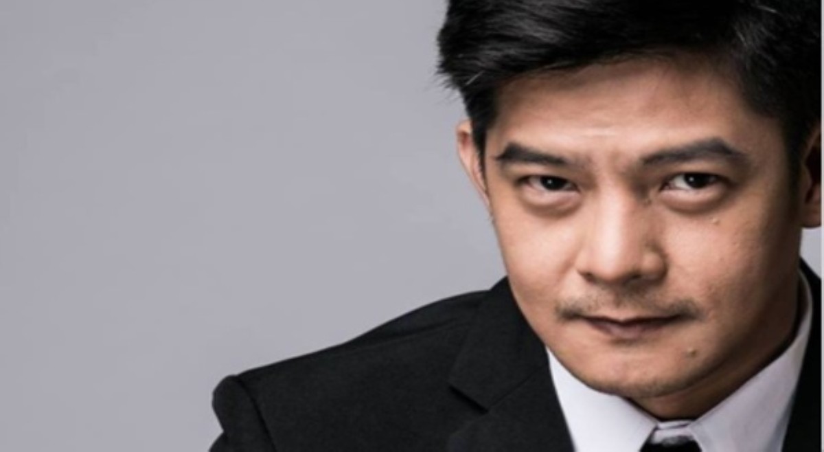Romnick Sarmenta sa mga politiko: 'Everything is a joke&mdash;until you realise, they are the joke!'