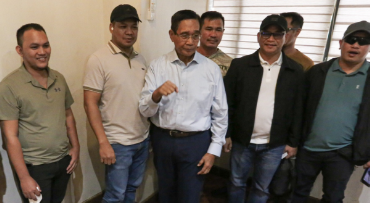 Ex-AFP Chief Hermogenes Esperon, inihayag buong pagsuporta sa 18 ex-marines!