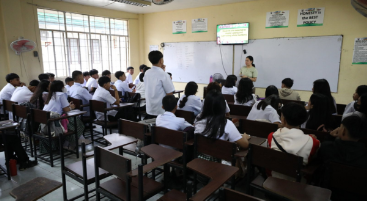 Mga klase sa public school, hindi kasama sa 4-day workweek &ndash; DepEd