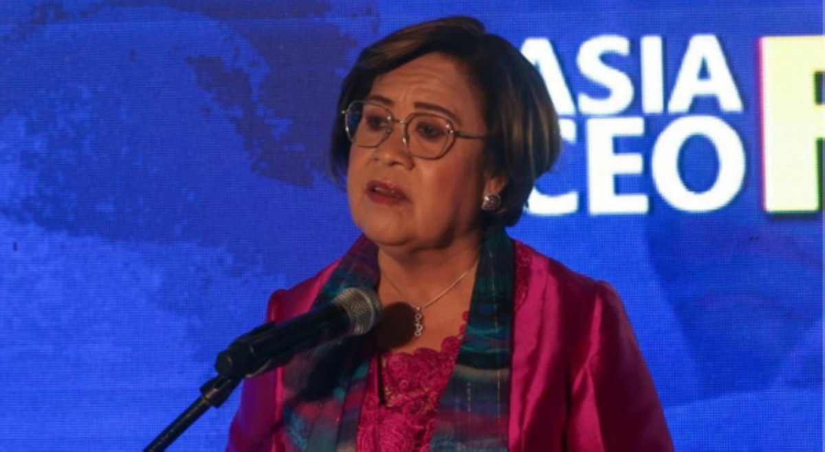 De Lima, binasag 'makikitid' na pananaw, pagtingin sa kababaihan