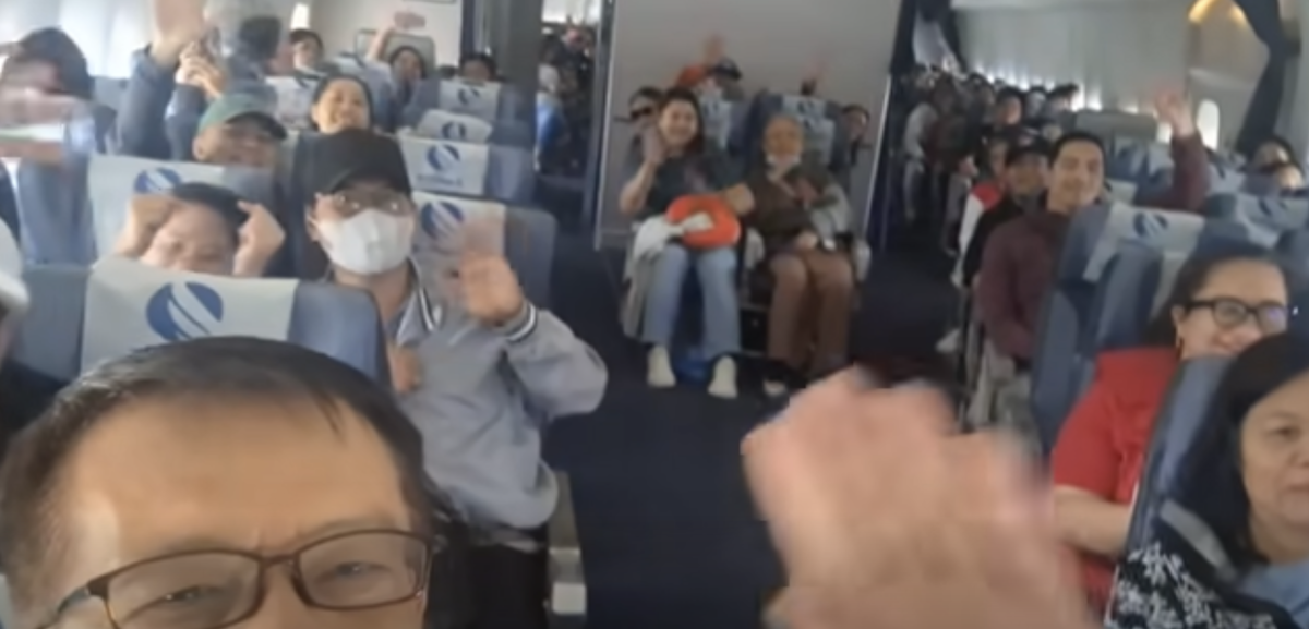 Charter flight na lulan 442 Pinoy, lumapag na sa NAIA