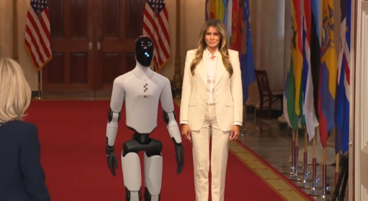 FL Melania Trump, ibinida AI humanoid educator sa White House summit!
