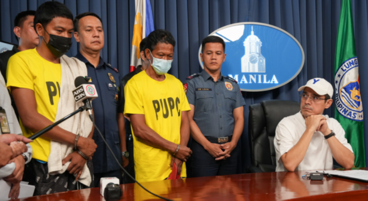 Mag-amang suspek sa pagpatay sa kapitbahay sa Tondo, boluntaryong sumuko