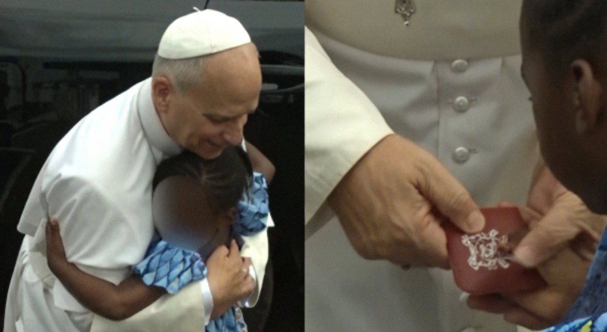 Pope Leo XIV, malugod na niyakap tumakbong bata sa kaniya
