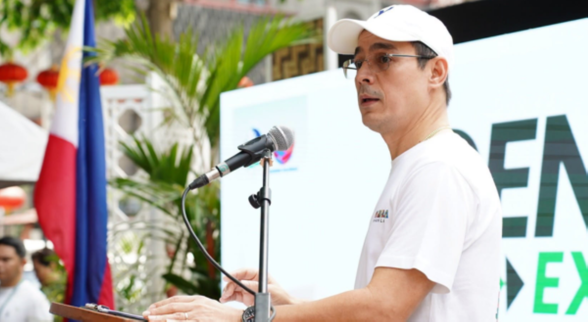 Yorme, sumagot sa paratang na bumalimbing siya sa politika