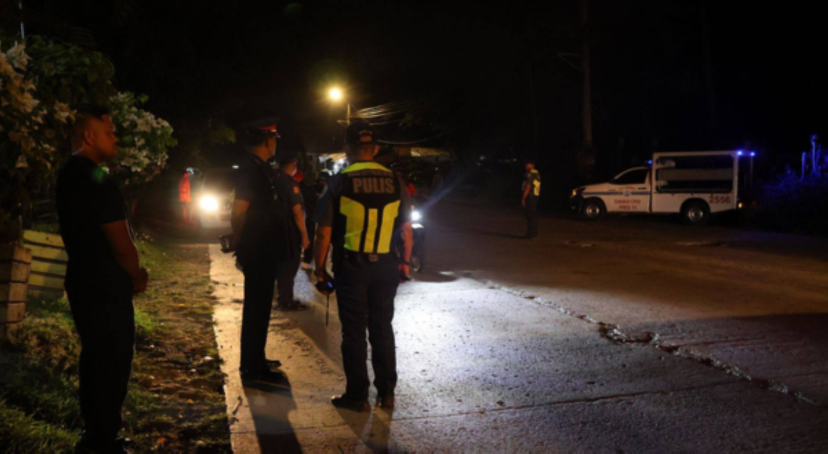 Halos 700 katao, naitalang lumabag sa 'topless ordinance' sa loob ng isang linggo sa Davao City