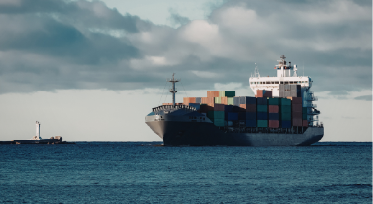 Mahigit 3,000 Pinoy seafarers, stranded at 'di makalayag sa Strait of Hormuz