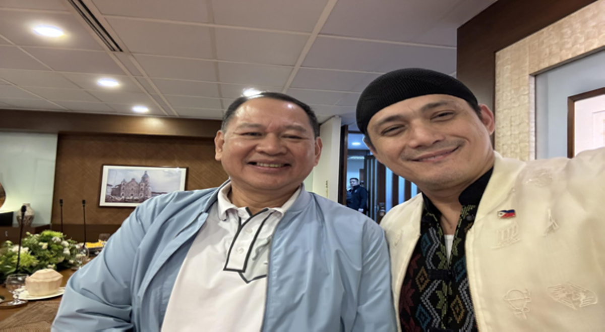 'Nagsagip sa mga buhay sa Senado!' Sen. Robin, ibinida si Mao Aplasca