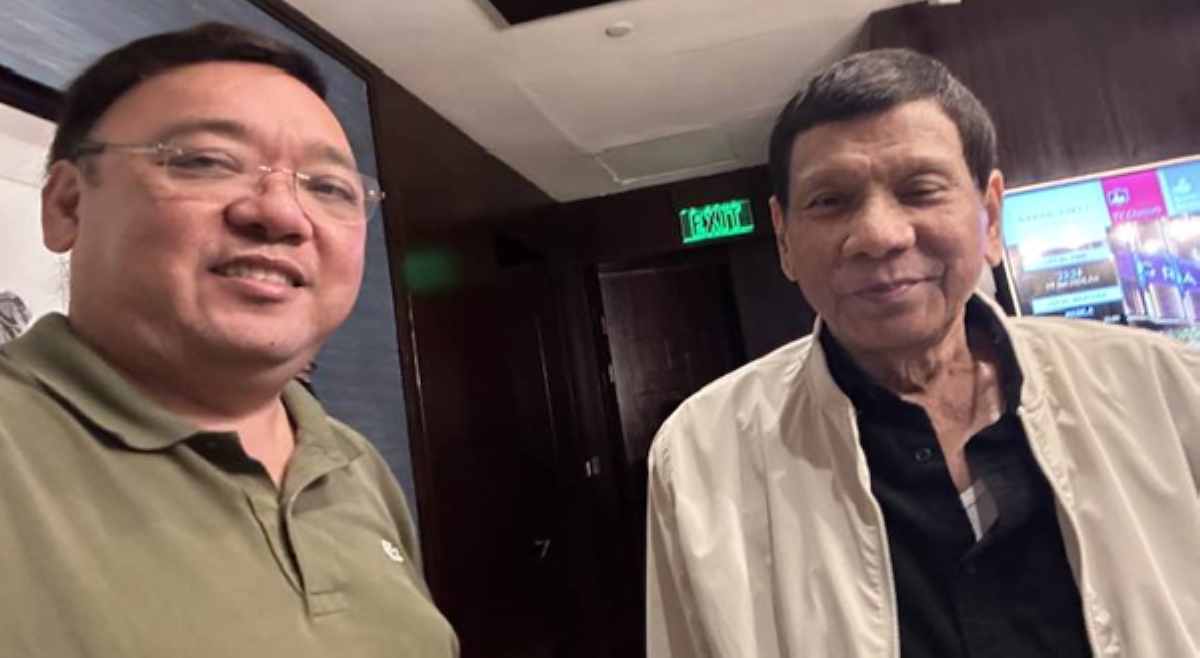 'See you soon again Tatay Digong! Walang iwanan!'&mdash;Harry Roque