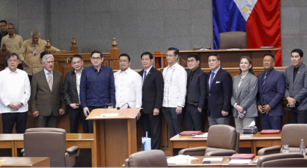 Tawid-bakod na? Sen. Chiz, binulaga plenary session!