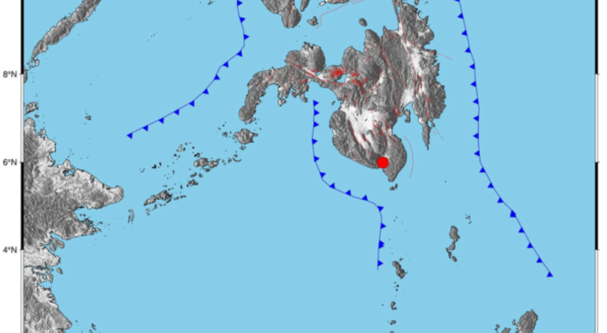 PHIVOLCS, naglabas ng tsunami warning sa Sarangani dahil sa magnitude-7.0 na lindol