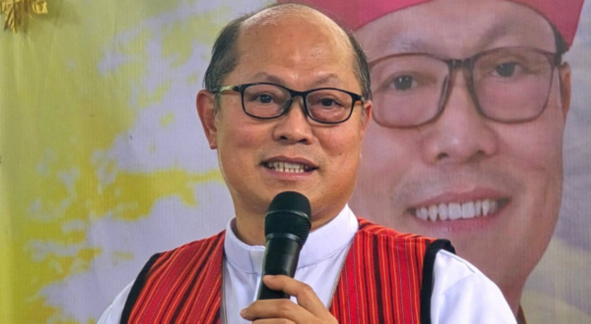 &lsquo;This is not a political duty!&rsquo; Bishop Elmer, tumutugon lamang sa tungkulin bilang pari