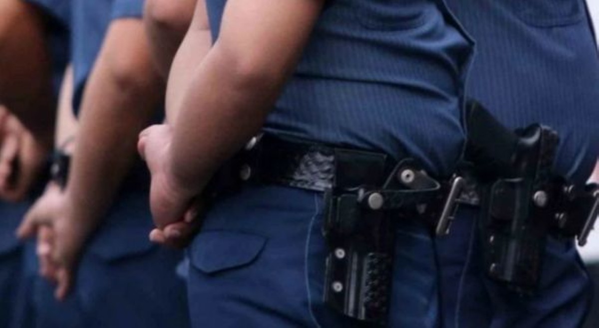 Babaeng pulis at kalaguyo niyang pulis, kakasuhan matapos mahuli sa iisang kwarto!