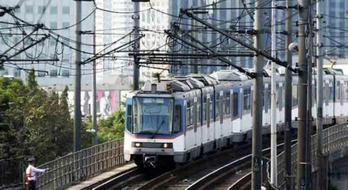 Ilang elevator ng MRT-3, 'di gumana sa kasagsagan ng pag-ulan!