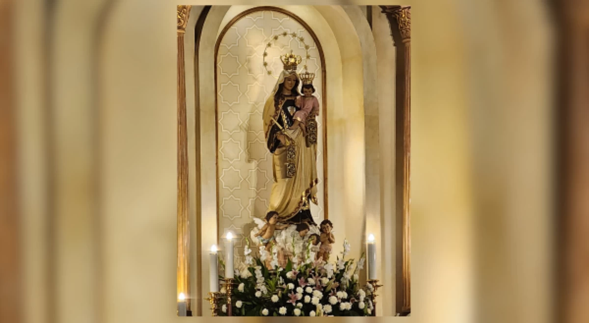 Ang simbolismo ng eskapularyo ni Lady of Mt. Carmel