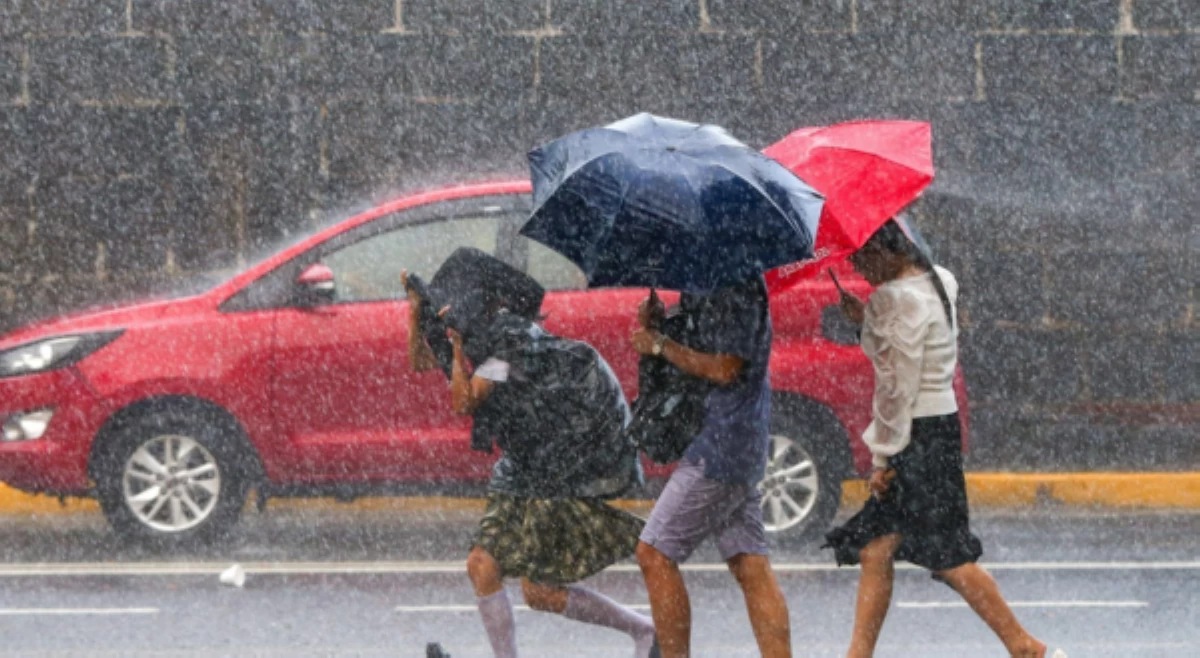 #BalitangPanahon: LPA, easterlies nagpapa-ulan sa Luzon