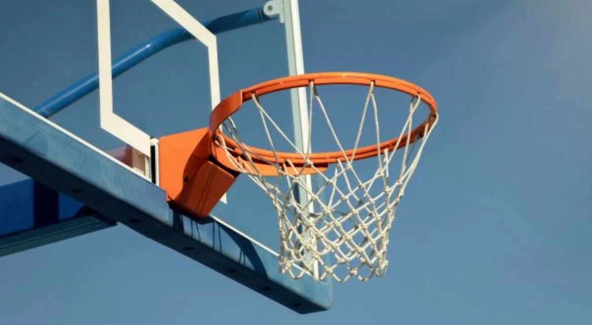 Binatilyo, patay matapos mabagsakan ng basketball ring!
