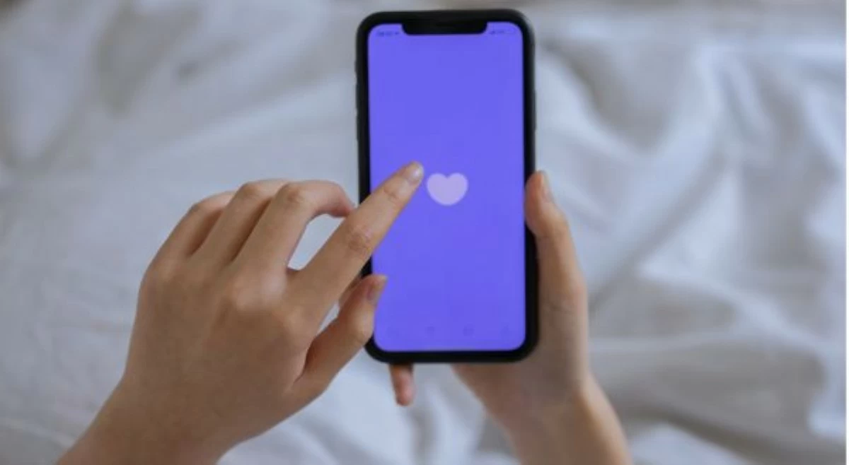 LGBT member na pinagnakawan ng cellphone ng ka-chat niya sa dating app, umapela sa publiko!