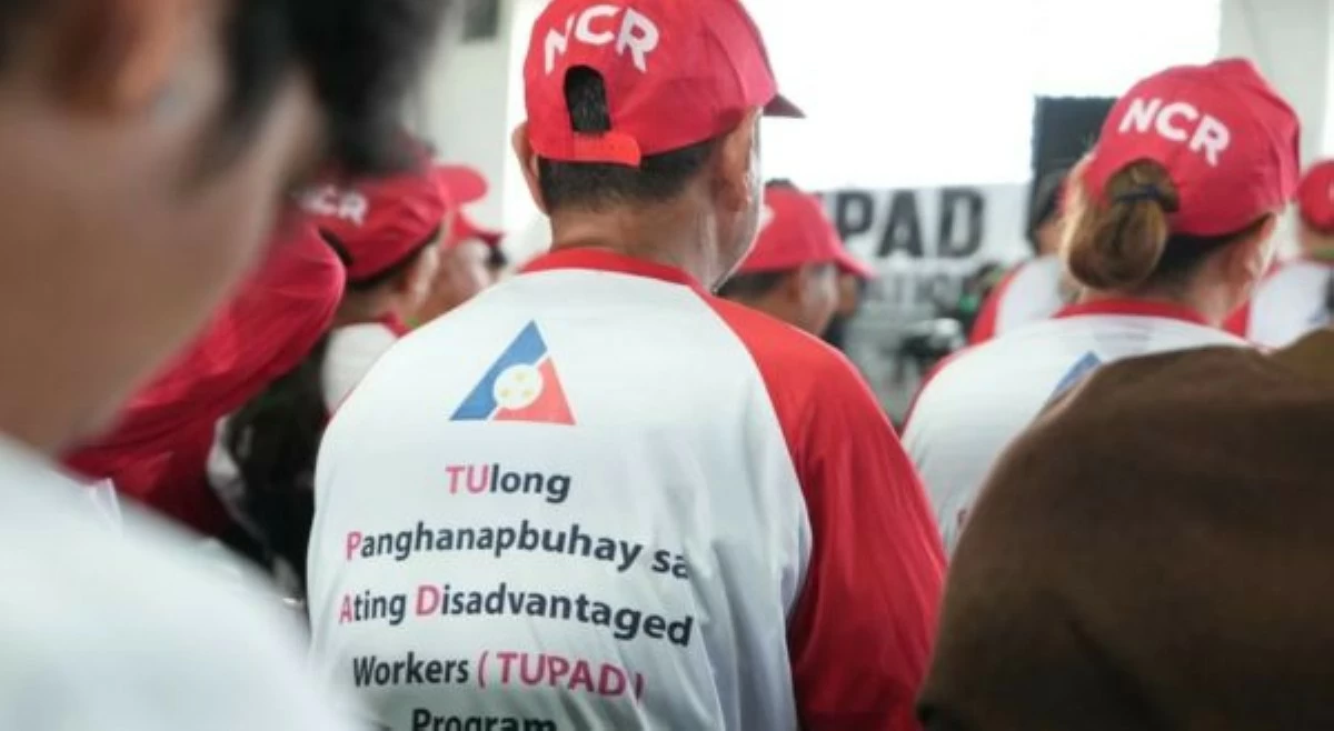 Photo op lang? Palasyo, dismayado sa ilang TUPAD beneficiaries na pinepeke paglilinis