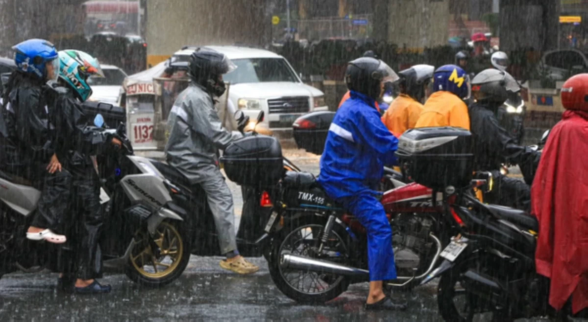 MMDA, may libreng towing sa mga sasakyang nalubog, naipit sa baha