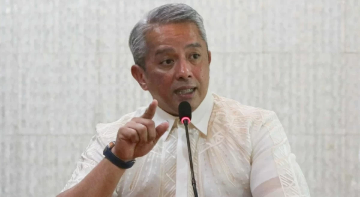 Pagtaas ng krimen sa loose firearms, sanhi ng Robin Padilla Law&mdash;SILG Remulla