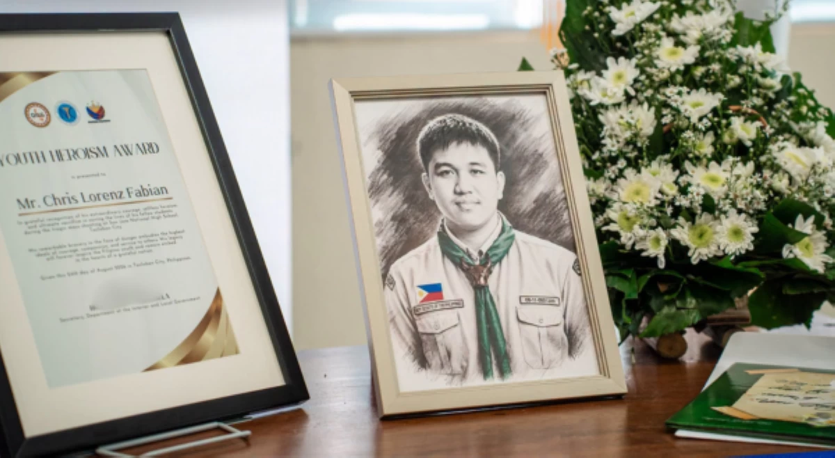 'Youth Heroism Award,' iginawad ng DILG, NYC, sa nasawing estudyante sa Tacloban school shooting